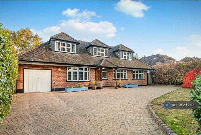 3 Bedroom Detached House To Rent In Gilhams Avenue, Banstead, SM7