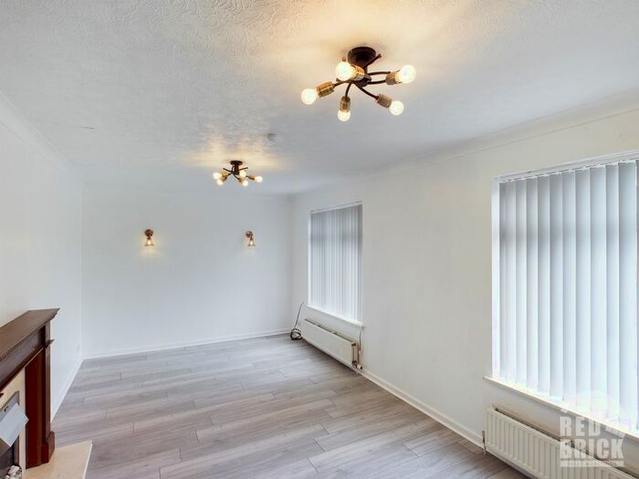 1 Bedroom Flat To Rent In Norton Hill Drive, Wyken, CV2