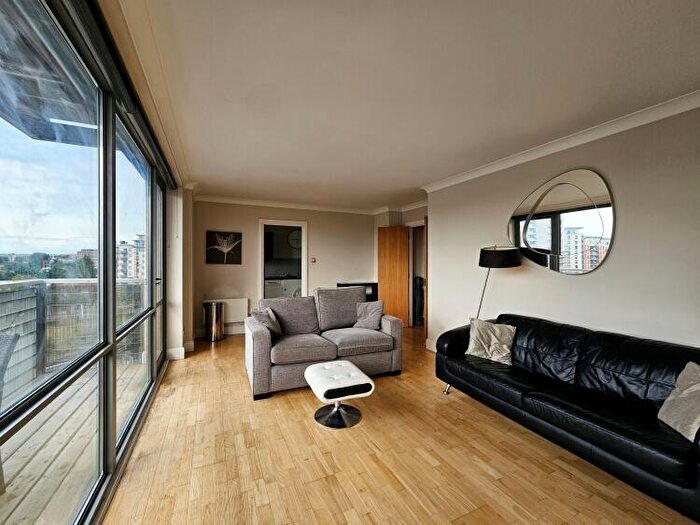 2 Bedroom Apartment To Rent In Merchants Quay East Street Leeds, LS9