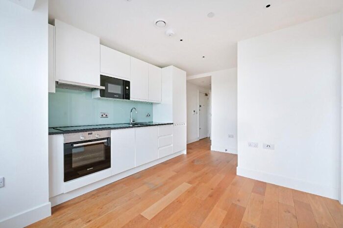 1 Bedroom Flat To Rent In Edridge Road, Croydon, London, CR0