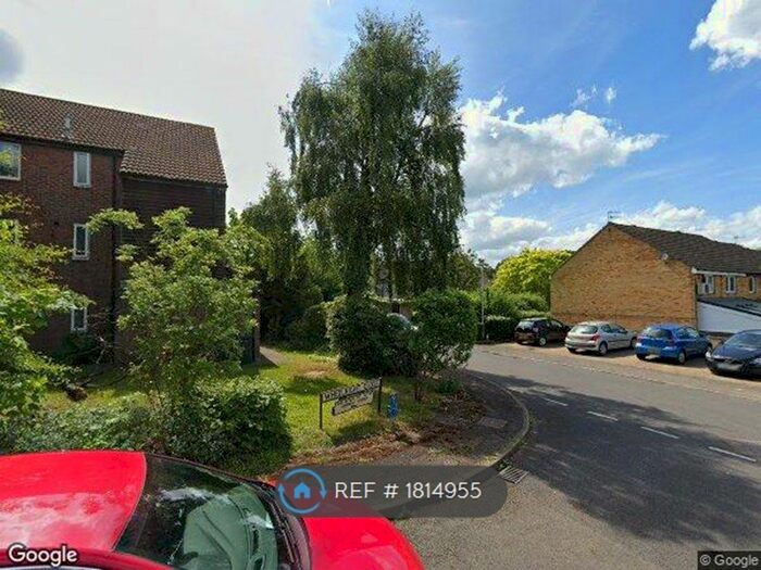 1 Bedroom Flat To Rent In Ashfield Avenue, Bushey, WD23