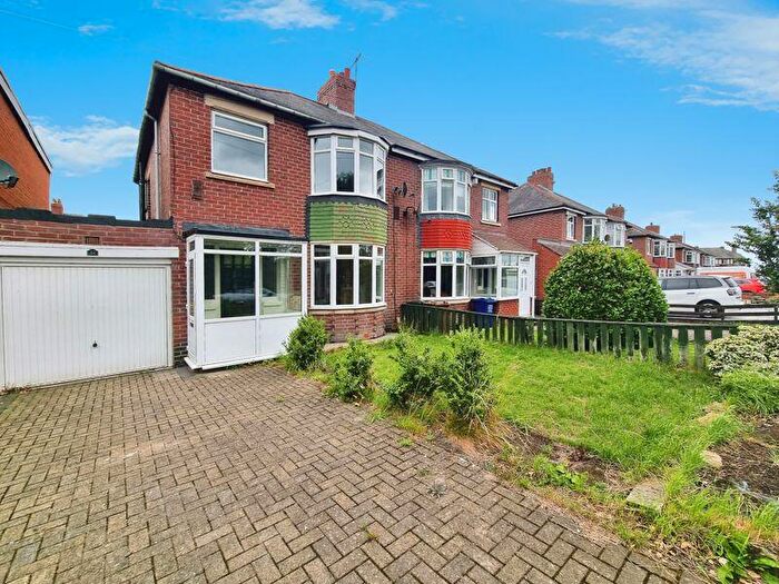 3 Bedroom Semi-Detached House To Rent In Westlands, Newcastle Upon Tyne, NE5