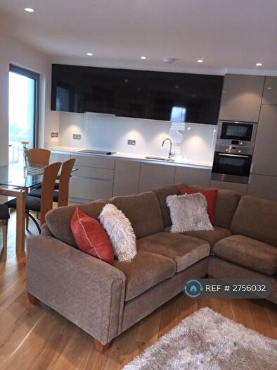 2 Bedroom Flat To Rent In Bywell Place, Newham, London, E16