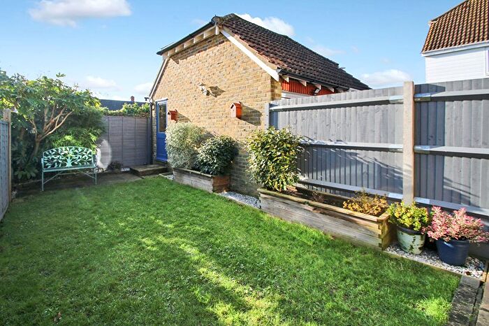 2 Bedroom Semi-Detached House For Sale In William Judge Close, Tenterden, TN30