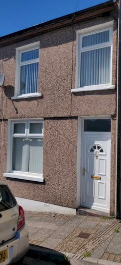 3 Bedroom Terraced House To Rent In Jones Street, Treherbert, CF42