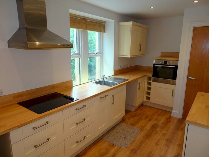 2 Bedroom Flat To Rent In Amco House, Moorgate Road, S60