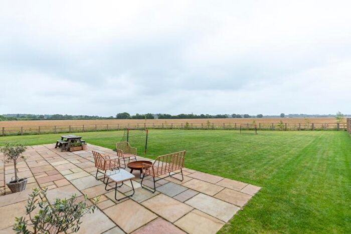 5 Bedroom Detached House To Rent In The Paddocks Stonesfield, OX29
