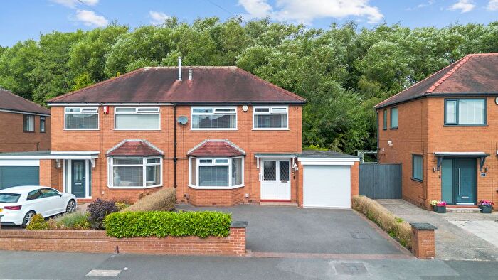 3 Bedroom Semi Detached House For Sale In Kirkham Road, Leigh, WN7