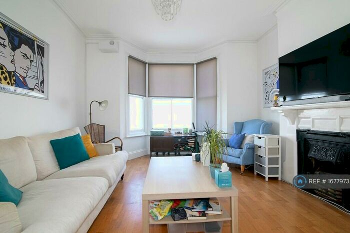 2 Bedroom Flat To Rent In (Ground Floor) Chaplin Road, London, NW2