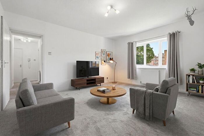 2 Bedroom Apartment To Rent In Hewison Street, Bow, E3