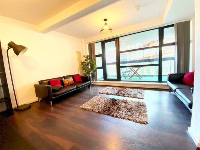 2 Bedroom Apartment To Rent In Hallings Wharf Studios Channelsea Road, E15