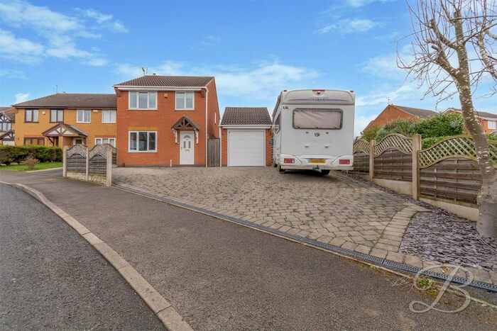 3 Bedroom Detached House To Rent In Diamond Avenue, Rainworth, Mansfield, NG21