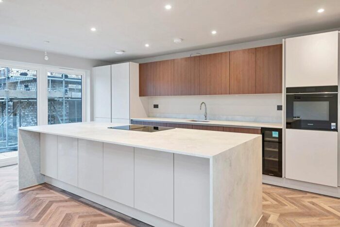 4 Bedroom Detached House For Sale In Maulden Meadows, Clophill Road, Maulden, Bedford, MK45