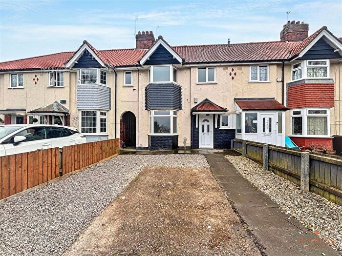 3 Bedroom Terraced House For Sale In Ellerburn Avenue, Hull, HU6