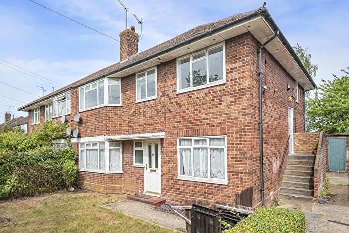 3 Bedroom Maisonette To Rent In Newbury Way, Northolt, UB5