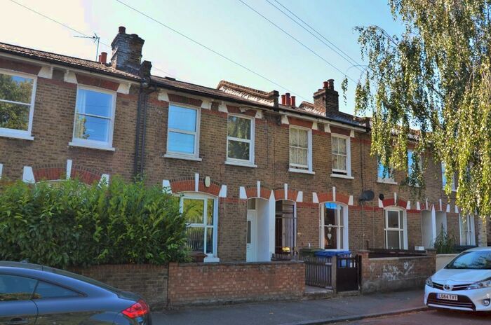 4 Bedroom Terraced House To Rent In Kirkwood Road, Nunhead, London, SE15