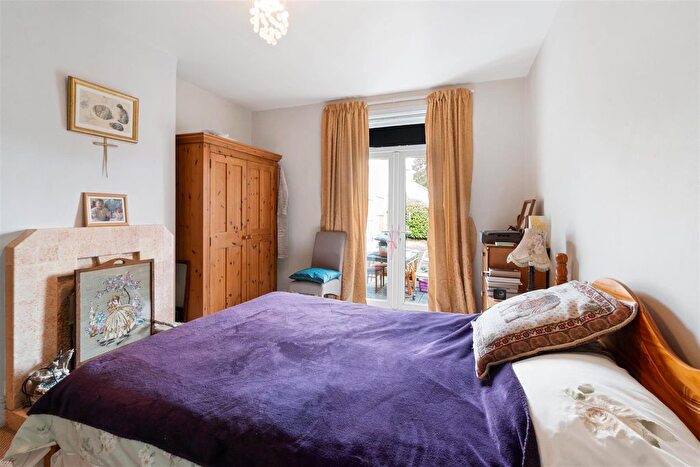 2 Bedroom Bungalow To Rent In Seacroft Road, Plymouth, PL5