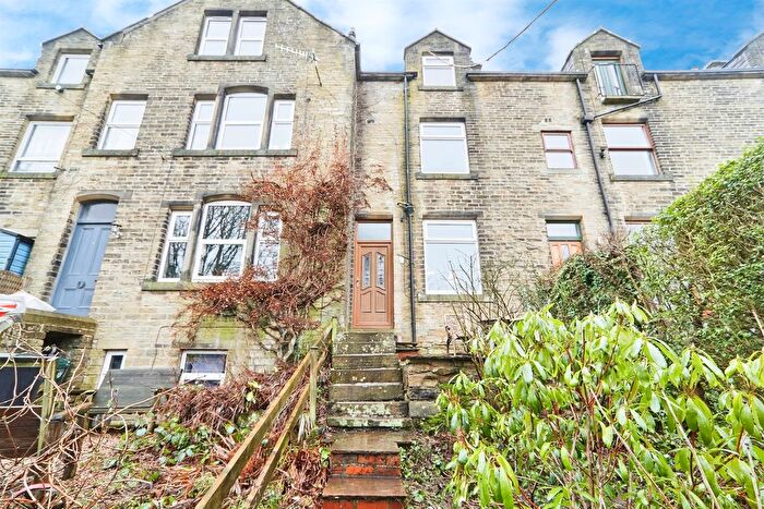 4 Bedroom Terraced House For Sale In North View Terrace, Haworth, Keighley, BD22