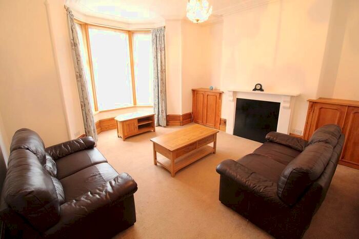 1 Bedroom Flat To Rent In Union Grove Gl, Ground Left AB10