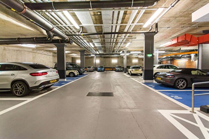 Garage / Parking To Rent In Saffron Central Square, Croydon, CR0