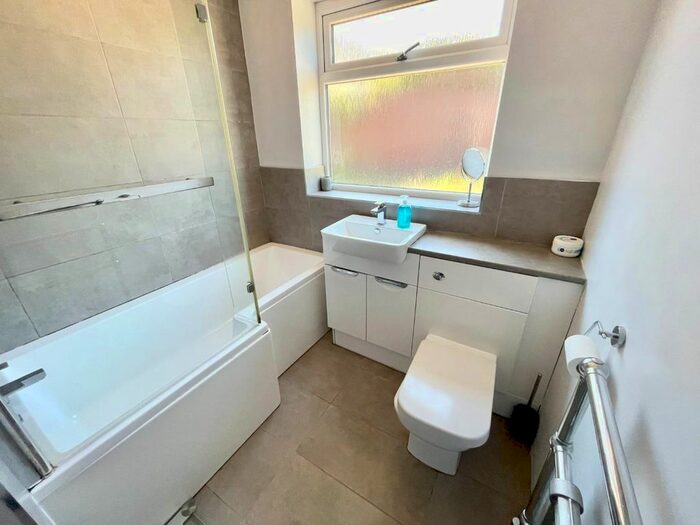 3 Bedroom Detached Bungalow For Sale In Grange Crescent, Marton-In-Cleveland, Middlesbrough, TS7