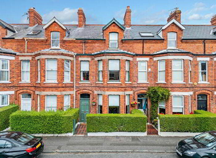4 Bedroom Mid Terraced House For Sale In Ardmore Avenue, Belfast, BT7