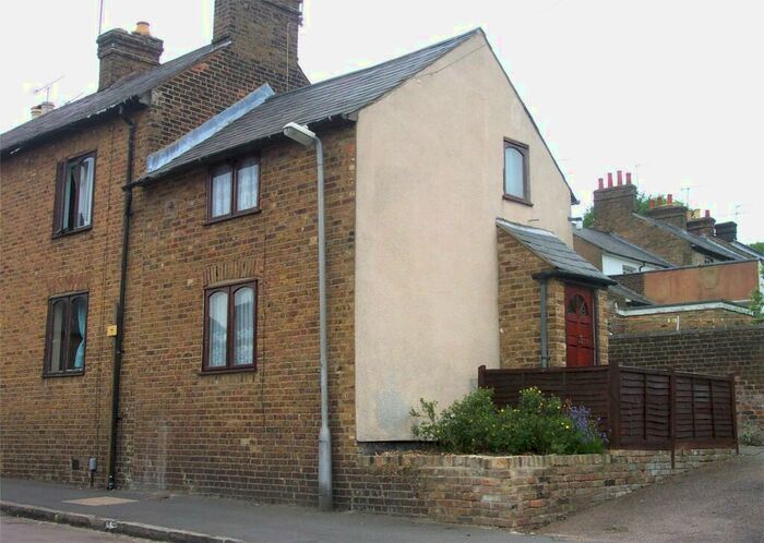 1 Bedroom Cottage To Rent In The Mews, Berkhamsted, HP4