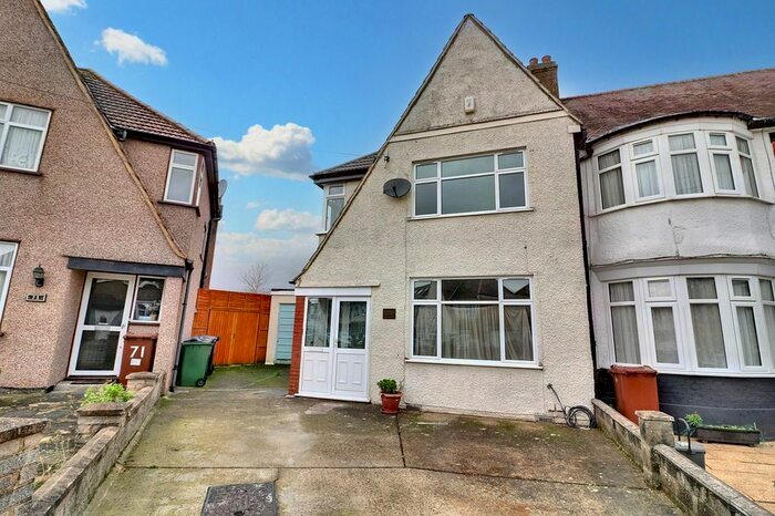 4 Bedroom Semi-Detached House To Rent In Westfield Gardens, Harrow, HA3