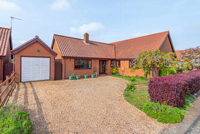 4 Bedroom Detached Bungalow For Sale In Sawmill Lane, Nacton, IP10