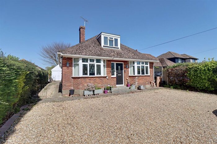 4 Bedroom Detached House For Sale In Woodmancote, Emsworth, PO10