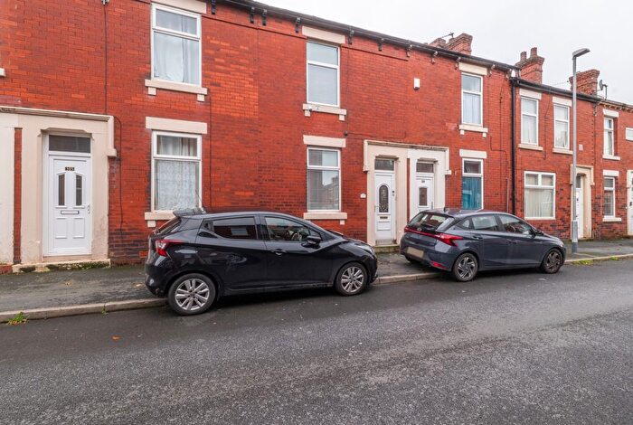 2 Bedroom Terraced House For Sale In Bridge Road, PR2
