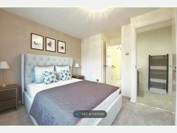 2 Bedroom Terraced House To Rent In Brockleyside, Stanmore, HA7