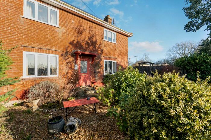 4 Bedroom Semi-Detached House For Sale In Hemblington Hall Road, Hemblington, Norwich, NR13