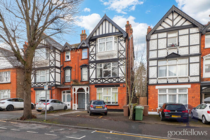 2 Bedroom Apartment To Rent In St. James Road, Sutton, SM1