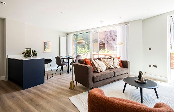 1 Bedroom Flat To Rent In Cadiz House - Neptune Wharf, Grinstead Road, SE8