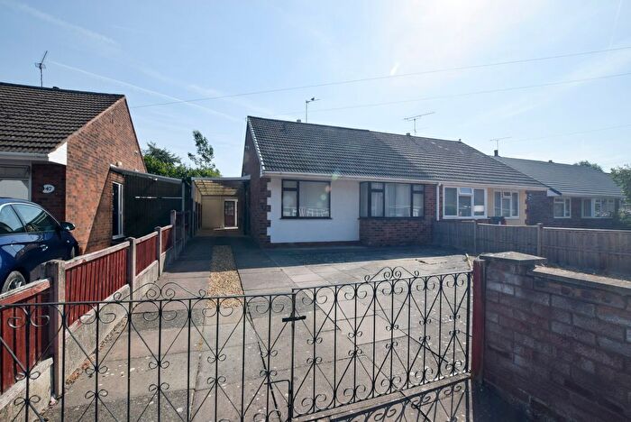 2 Bedroom Semi-Detached Bungalow For Sale In Hadley Gardens, Leegomery, Telford, TF1