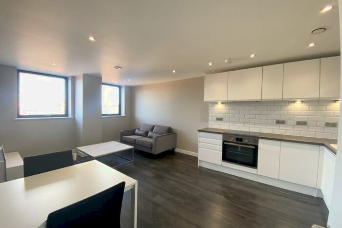 1 Bedroom Apartment To Rent In West Bar, Sheffield, S3