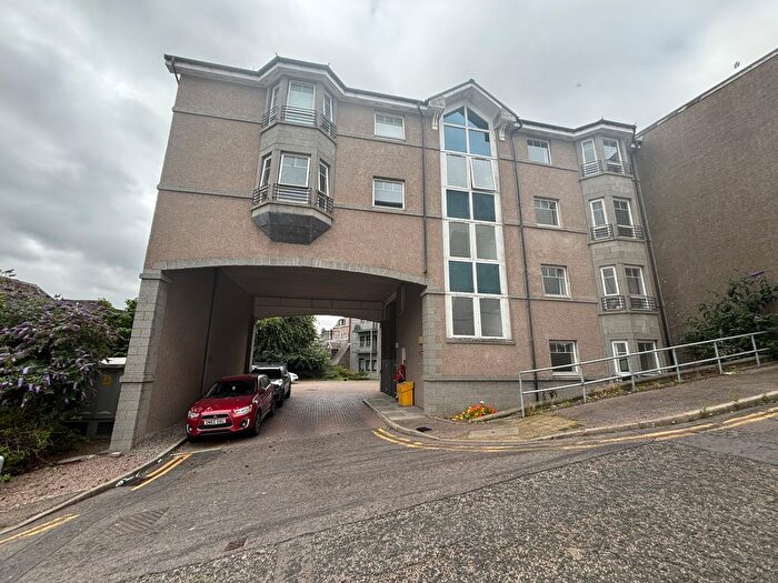 2 Bedroom Flat For Sale In A, Justice Mill Brae, Aberdeen, Aberdeen City, AB11
