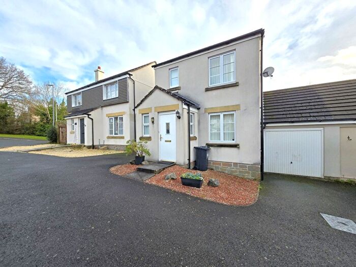 3 Bedroom Detached House For Sale In Myrtles Court, Pillmere, Saltash, PL12