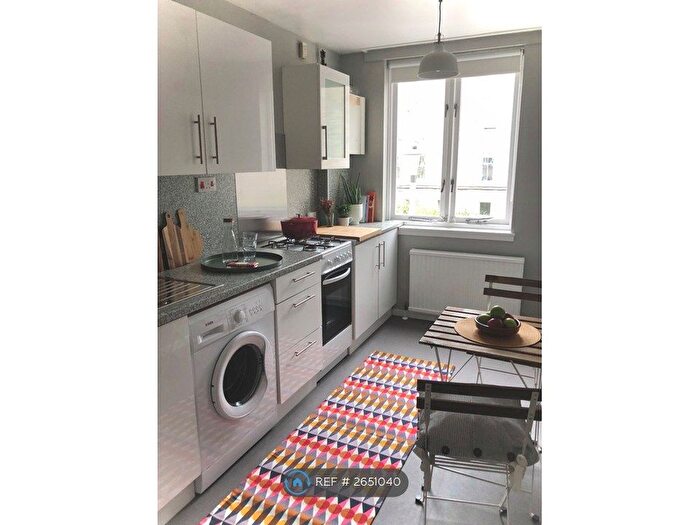 2 Bedroom Flat To Rent In Bedford Street, Edinburgh, EH4