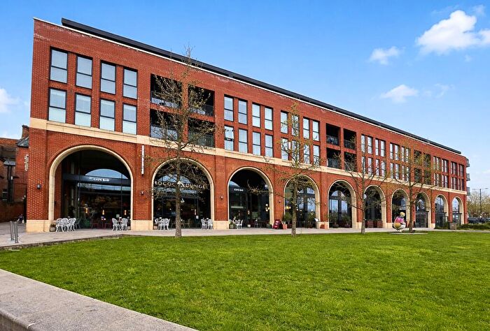 2 Bedroom Flat To Rent In Exchange Street, The Exchange Exchange Street, HP20