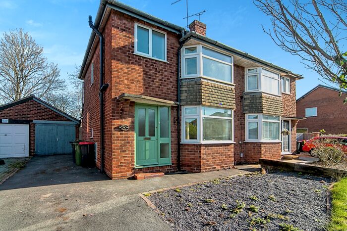 3 Bedroom House To Rent In Oldfield Crescent, Chester, CH4