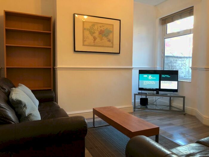 3 Bedroom Terraced House To Rent In Norbury Avenue, Salford, M6