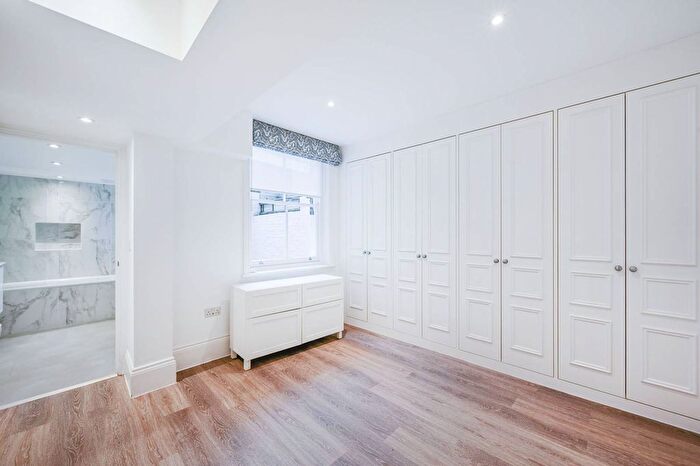 1 Bedroom Flat To Rent In Flood Street, Chelsea, London, SW3
