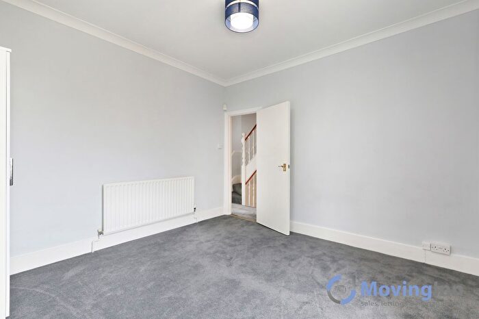 1 Bedroom Flat To Rent In Spring Lane, South Norwood, SE25
