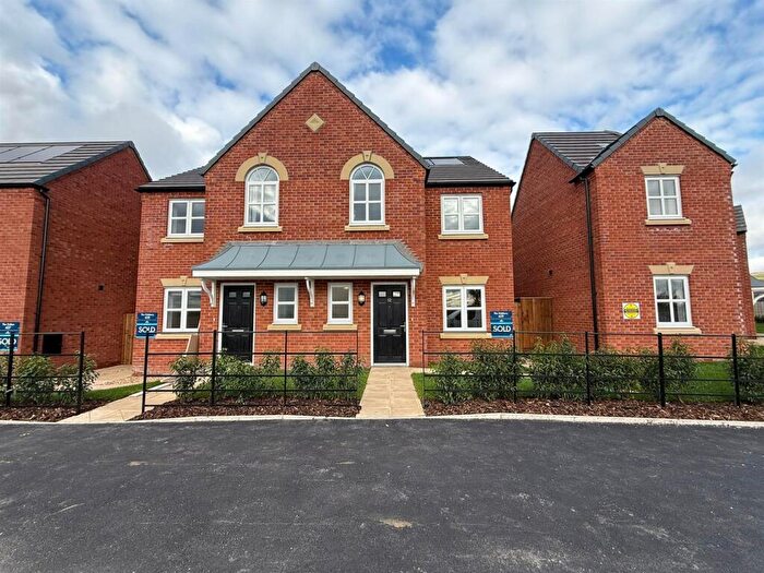 3 Bedroom Terraced House To Rent In Locomotive Way, Horwich, Bolton, BL6