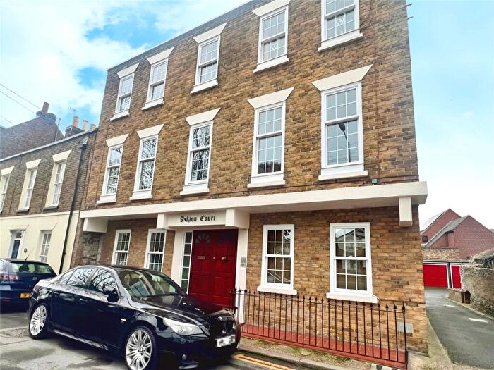 1 Bedroom Flat To Rent In High Street, St. Peters, Broadstairs, Kent, CT10