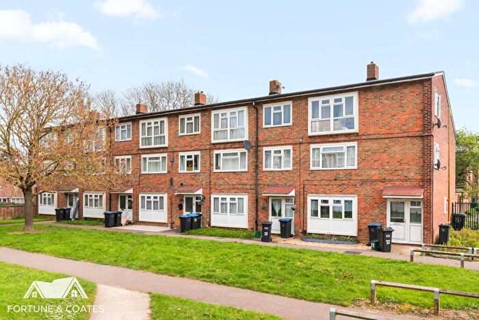 1 Bedroom Flat For Sale In The Hides, Harlow, CM20