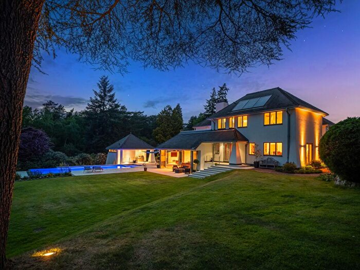 5 Bedroom Detached House For Sale In Thursley Road, Churt, GU10