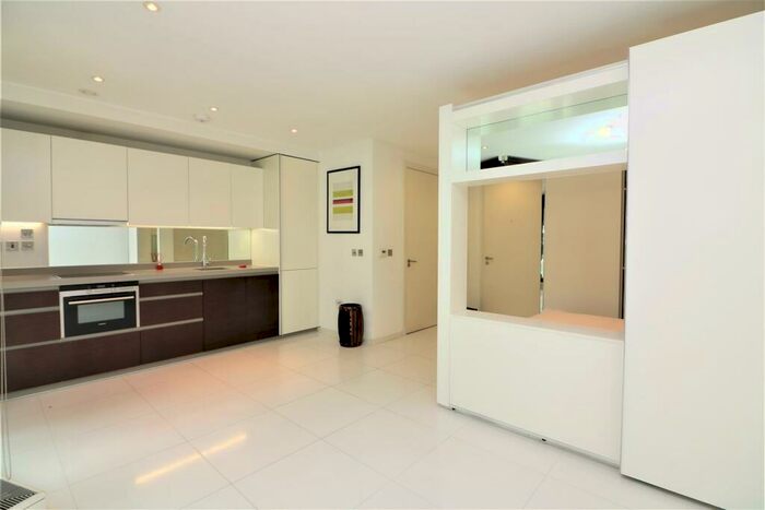 Apartment To Rent In Baltimore Wharf, Canary Wharf, E14